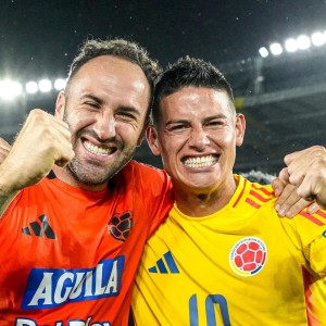 J罗Ins：世界杯，我们又来了！我爱你，哥伦比亚